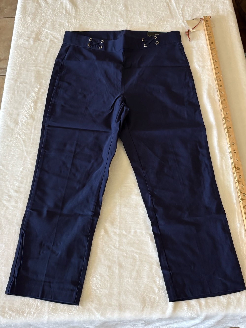 New Women’s Navy Blue Casual capris - Picture 1 of 7